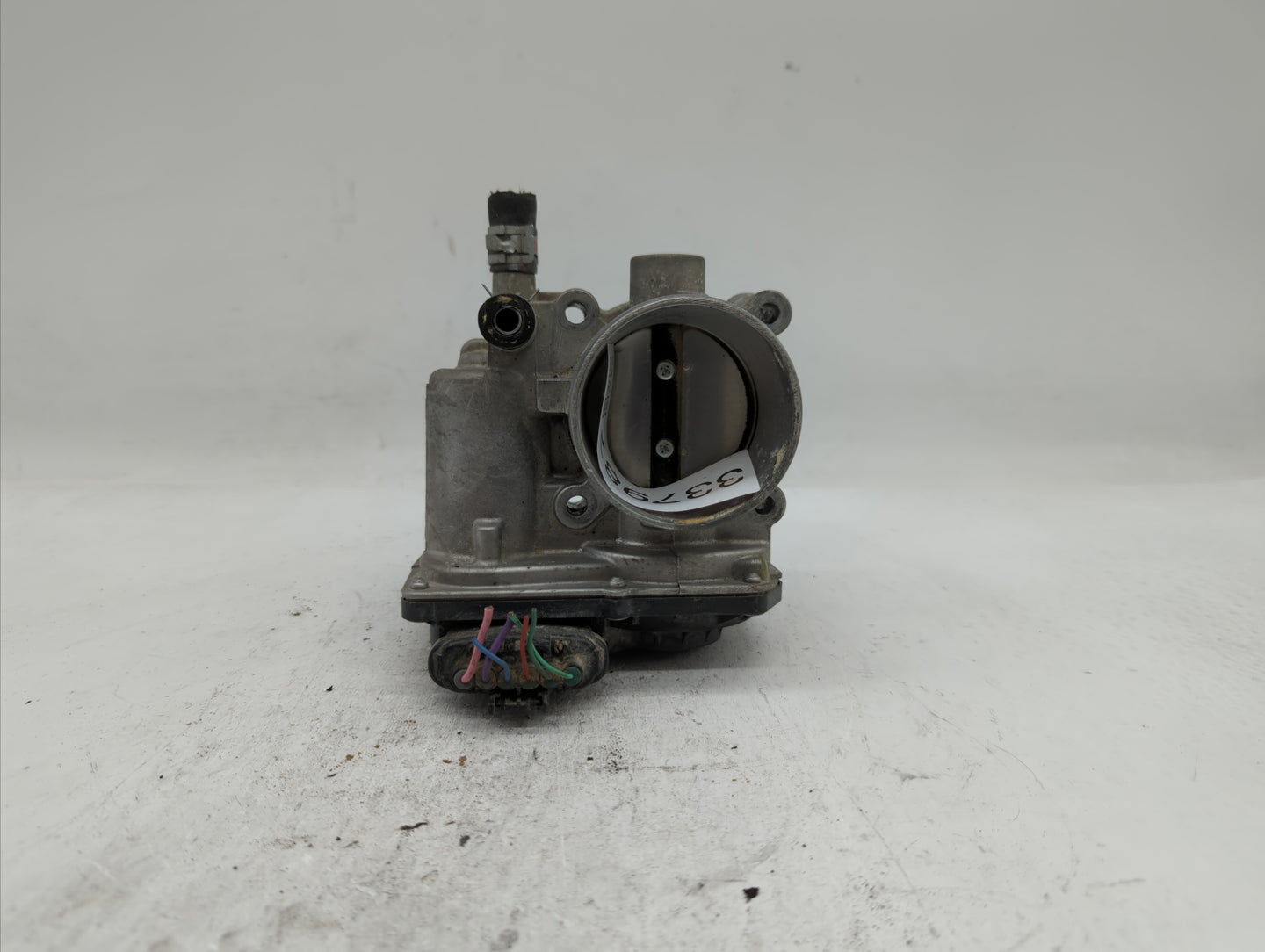 2011-2018 Toyota Corolla Throttle Body P/N:22030-0T080 Fits Fits 2011 2012 2013 2014 2015 2016 2017 2018 OEM Used Auto Parts