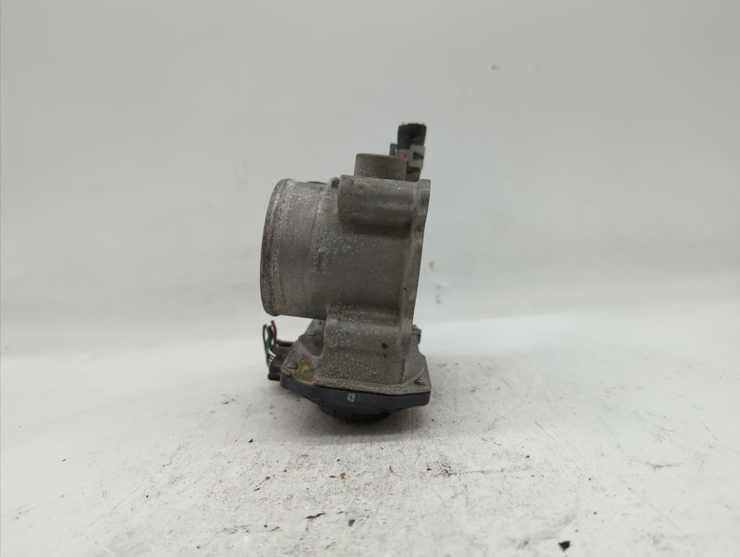 2011-2018 Toyota Corolla Throttle Body P/N:22030-0T080 Fits Fits 2011 2012 2013 2014 2015 2016 2017 2018 OEM Used Auto Parts