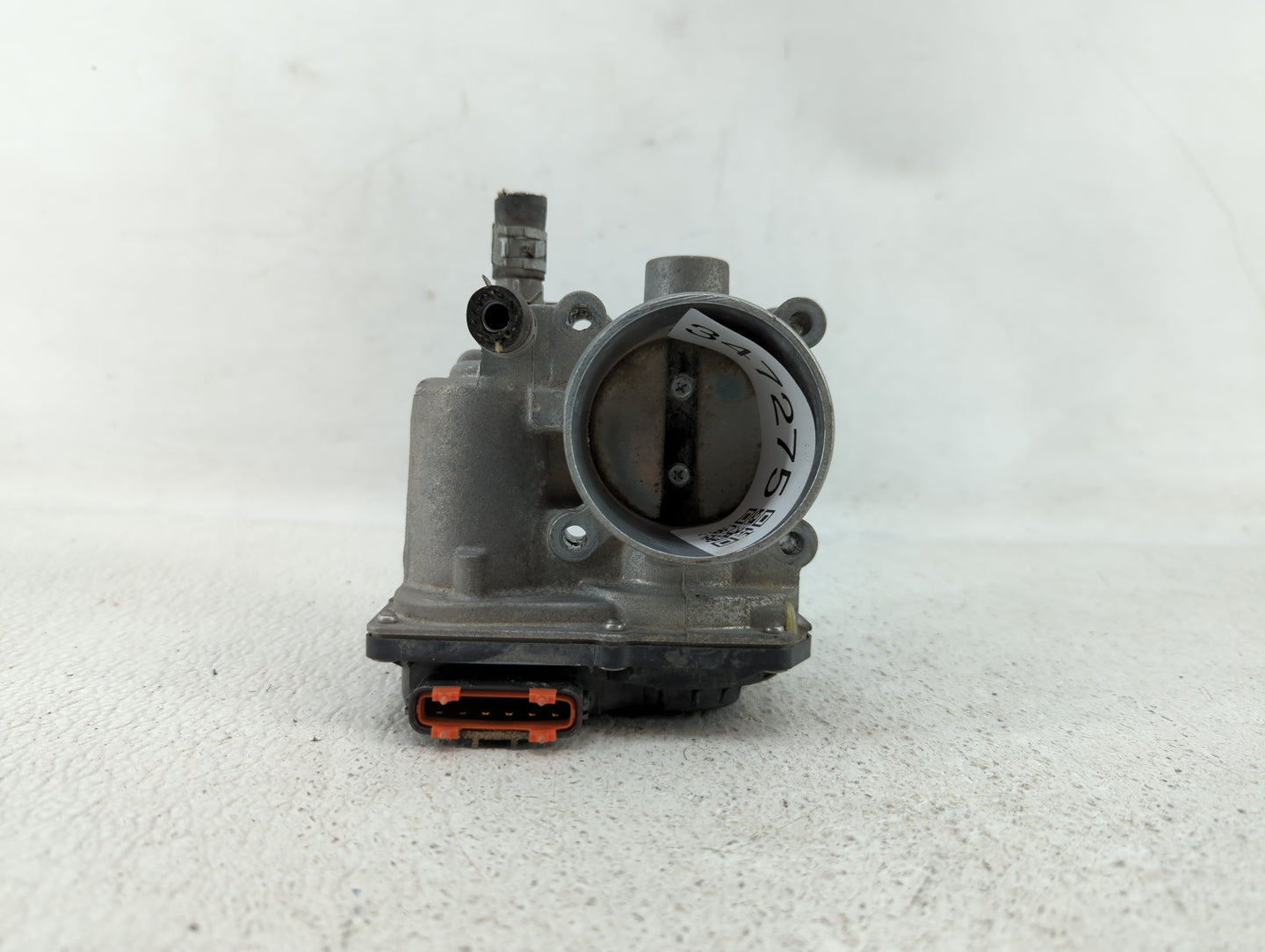 2011-2018 Toyota Corolla Throttle Body P/N:22030-0T080 Fits Fits 2011 2012 2013 2014 2015 2016 2017 2018 OEM Used Auto Parts