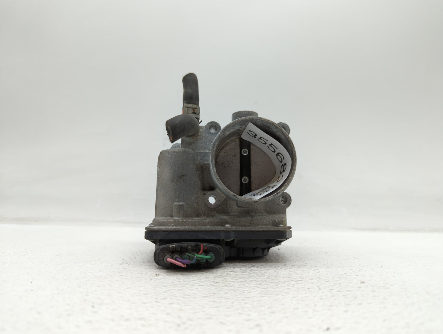 2011-2018 Toyota Corolla Throttle Body P/N:22030-0T080 Fits Fits 2011 2012 2013 2014 2015 2016 2017 2018 OEM Used Auto Parts