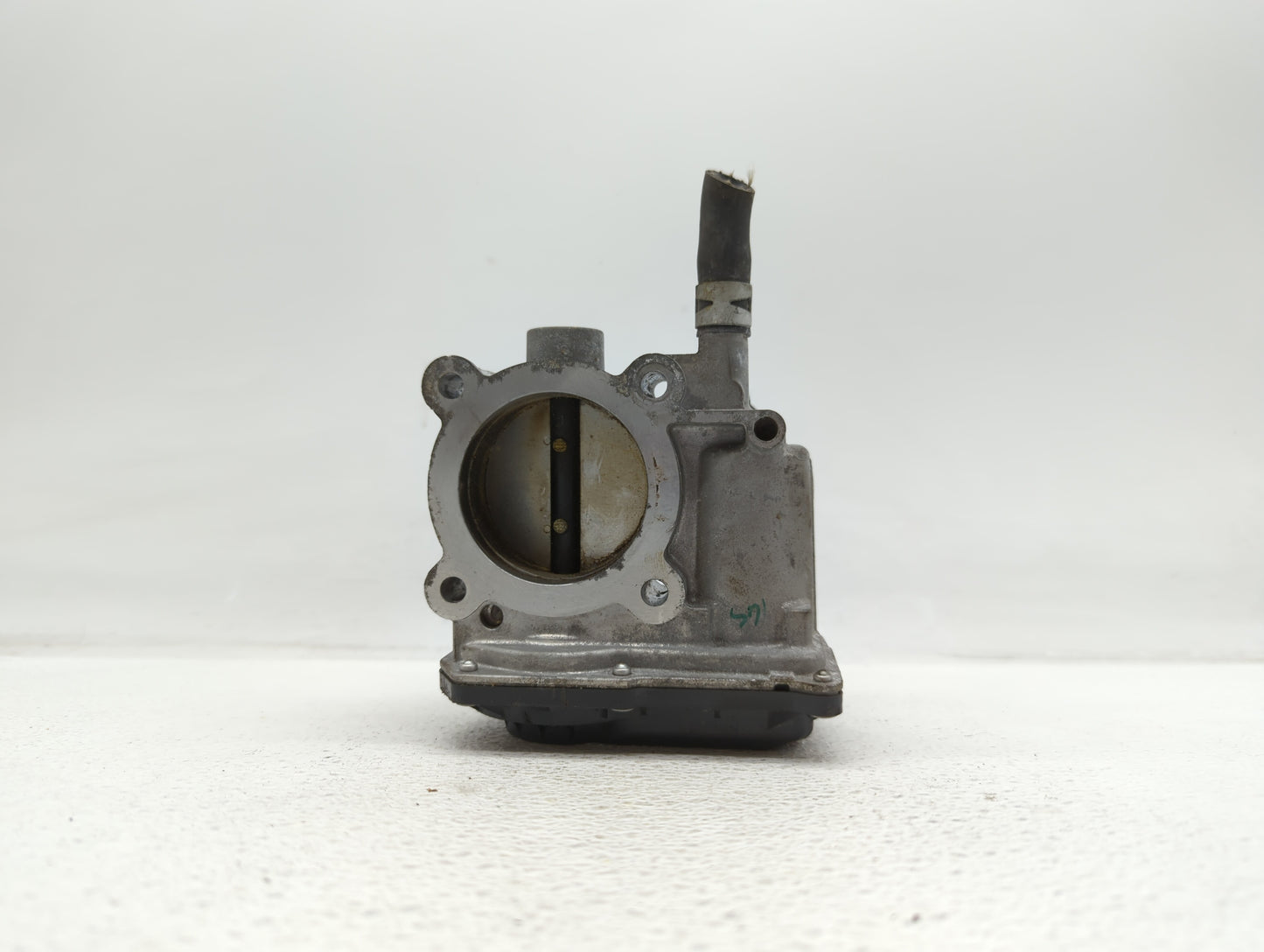2011-2018 Toyota Corolla Throttle Body P/N:22030-0T080 Fits Fits 2011 2012 2013 2014 2015 2016 2017 2018 OEM Used Auto Parts