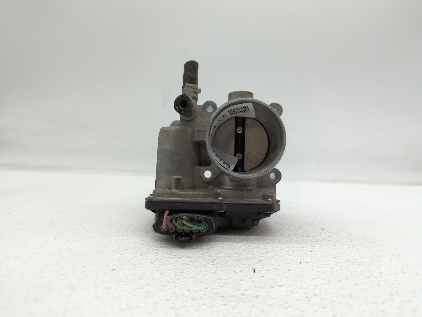 2011-2018 Toyota Corolla Throttle Body P/N:22030-0T080 Fits Fits 2011 2012 2013 2014 2015 2016 2017 2018 OEM Used Auto Parts