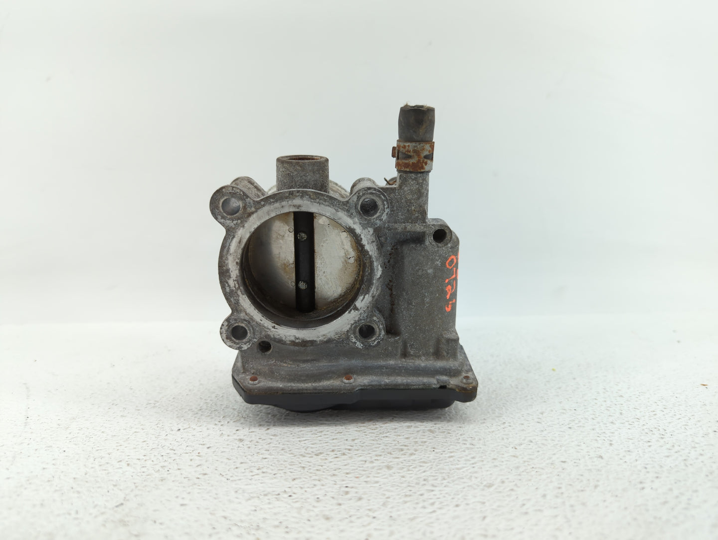 2011-2018 Toyota Corolla Throttle Body P/N:22030-0T080 Fits Fits 2011 2012 2013 2014 2015 2016 2017 2018 OEM Used Auto Parts