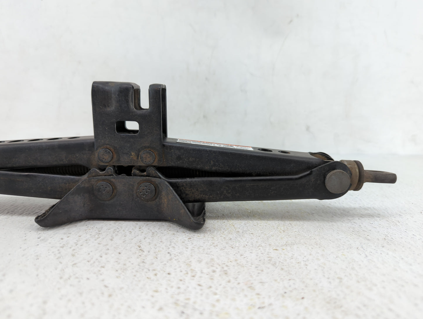 2015 Toyota Corolla Spare Scissor Car Jack 367839 - Oemusedautoparts1.com