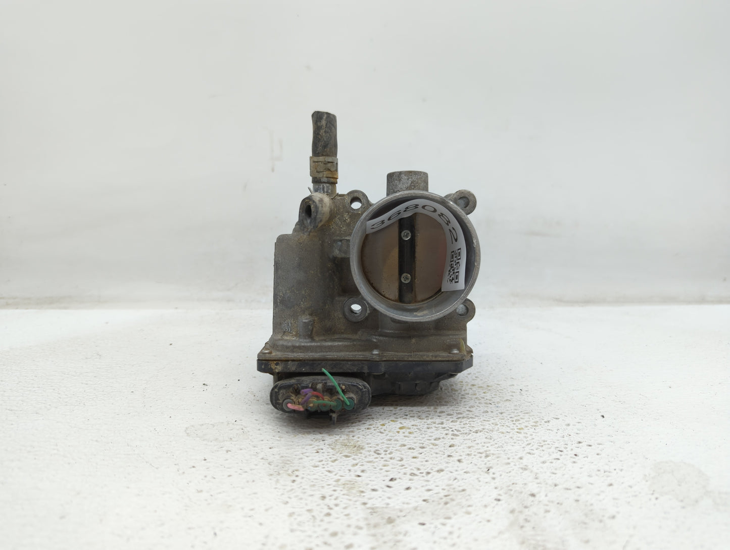2011-2018 Toyota Corolla Throttle Body P/N:22030-0T080 Fits Fits 2011 2012 2013 2014 2015 2016 2017 2018 OEM Used Auto Parts