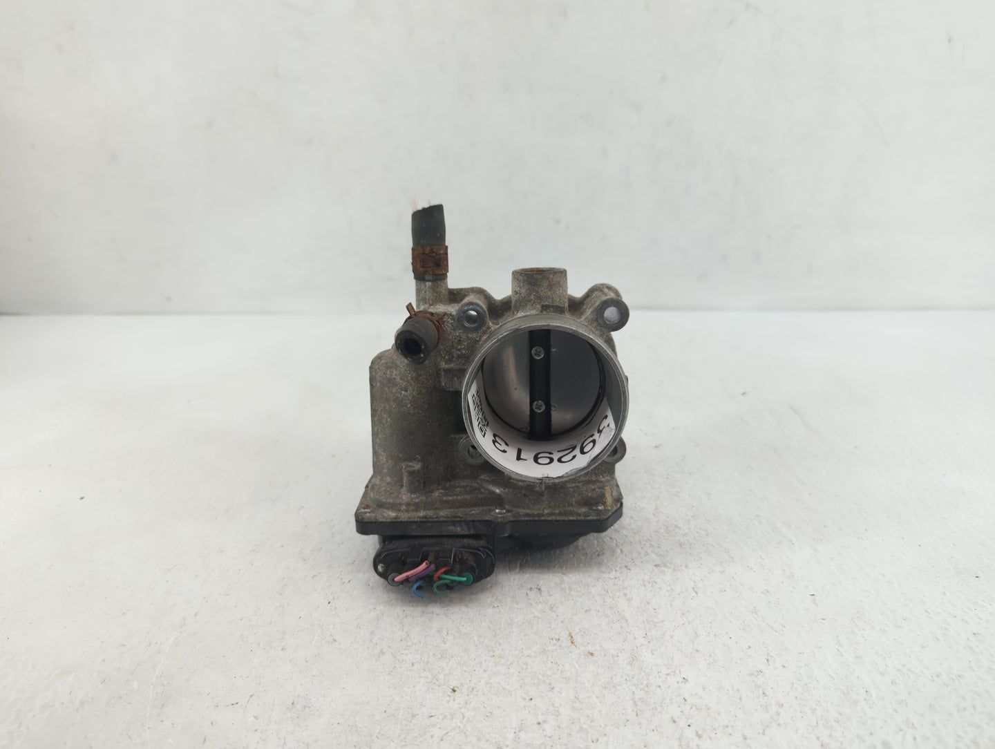 2011-2018 Toyota Corolla Throttle Body P/N:22030-0T080 Fits Fits 2011 2012 2013 2014 2015 2016 2017 2018 OEM Used Auto Parts