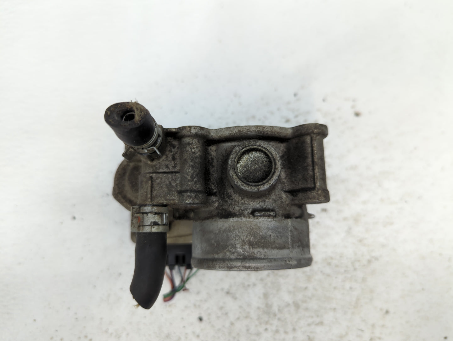 2011-2019 Toyota Corolla Throttle Body P/N:22030-0T080 Fits Fits 2011 2012 2013 2014 2015 2016 2017 2018 2019 OEM Used Auto 