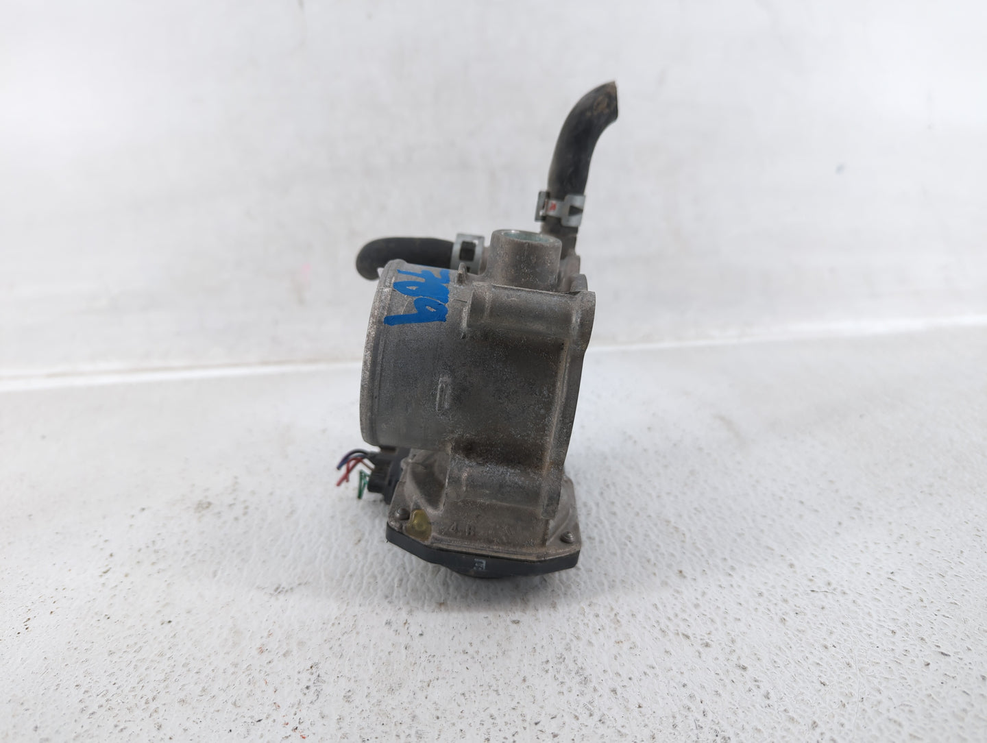 2011-2019 Toyota Corolla Throttle Body P/N:22030-0T080 Fits Fits 2011 2012 2013 2014 2015 2016 2017 2018 2019 OEM Used Auto 