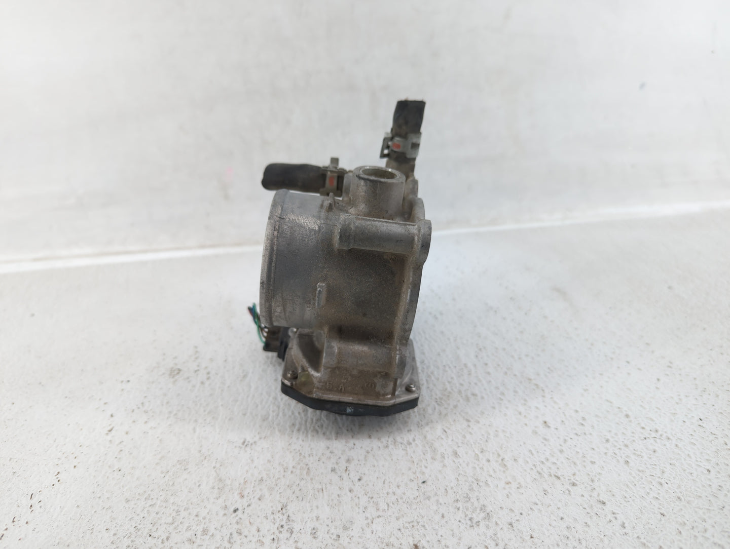 2011-2019 Toyota Corolla Throttle Body P/N:22030-0T080 Fits Fits 2011 2012 2013 2014 2015 2016 2017 2018 2019 OEM Used Auto 