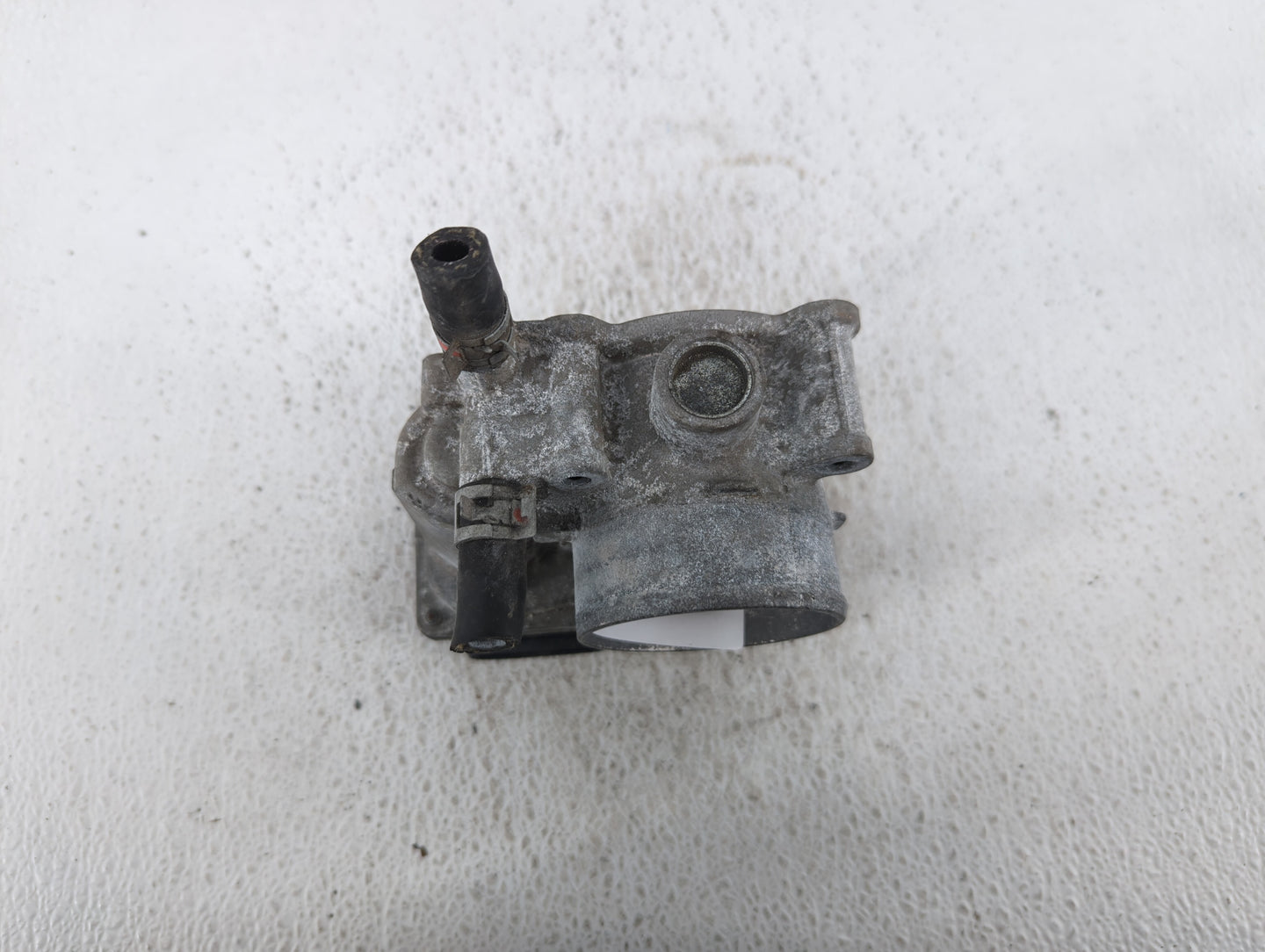 2011-2019 Toyota Corolla Throttle Body P/N:22030-0T080 Fits Fits 2011 2012 2013 2014 2015 2016 2017 2018 2019 OEM Used Auto 