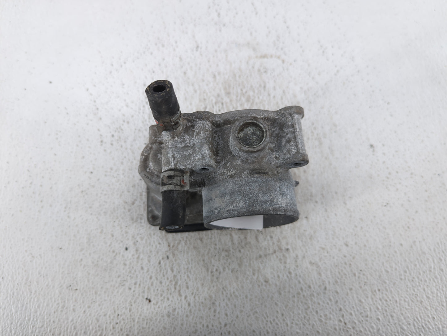 2011-2019 Toyota Corolla Throttle Body P/N:22030-0T080 Fits Fits 2011 2012 2013 2014 2015 2016 2017 2018 2019 OEM Used Auto 