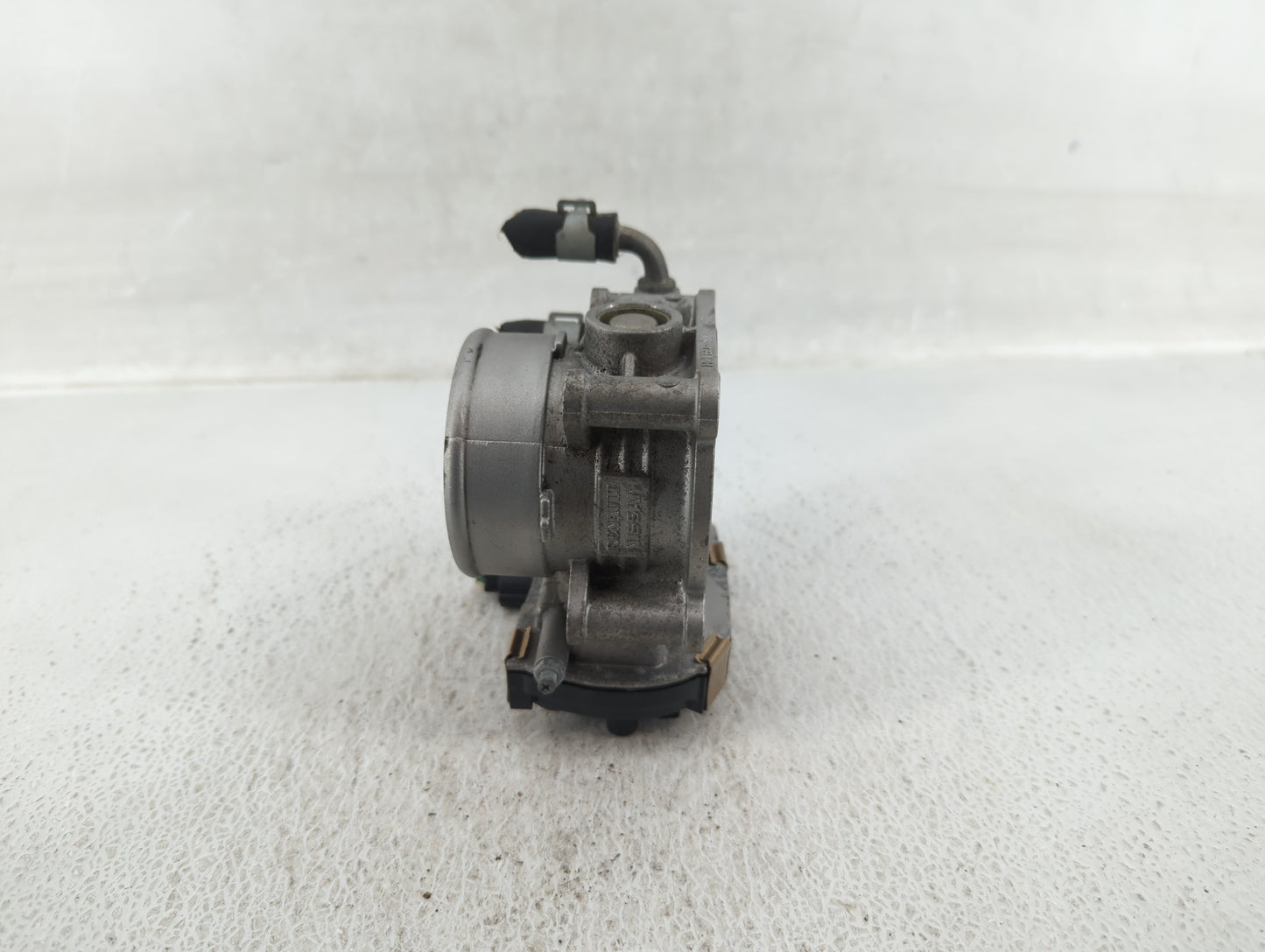 2011-2019 Toyota Corolla Throttle Body P/N:RME60-52 Fits Fits 2011 2012 2013 2014 2015 2016 2017 2018 2019 OEM Used Auto Par
