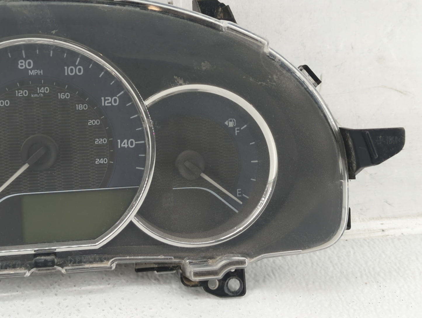 2014-2016 Toyota Corolla Instrument Cluster Speedometer Gauges P/N:TN157560-0924 83800-0ZX10-00 Fits Fits 2014 2015 2016 OEM