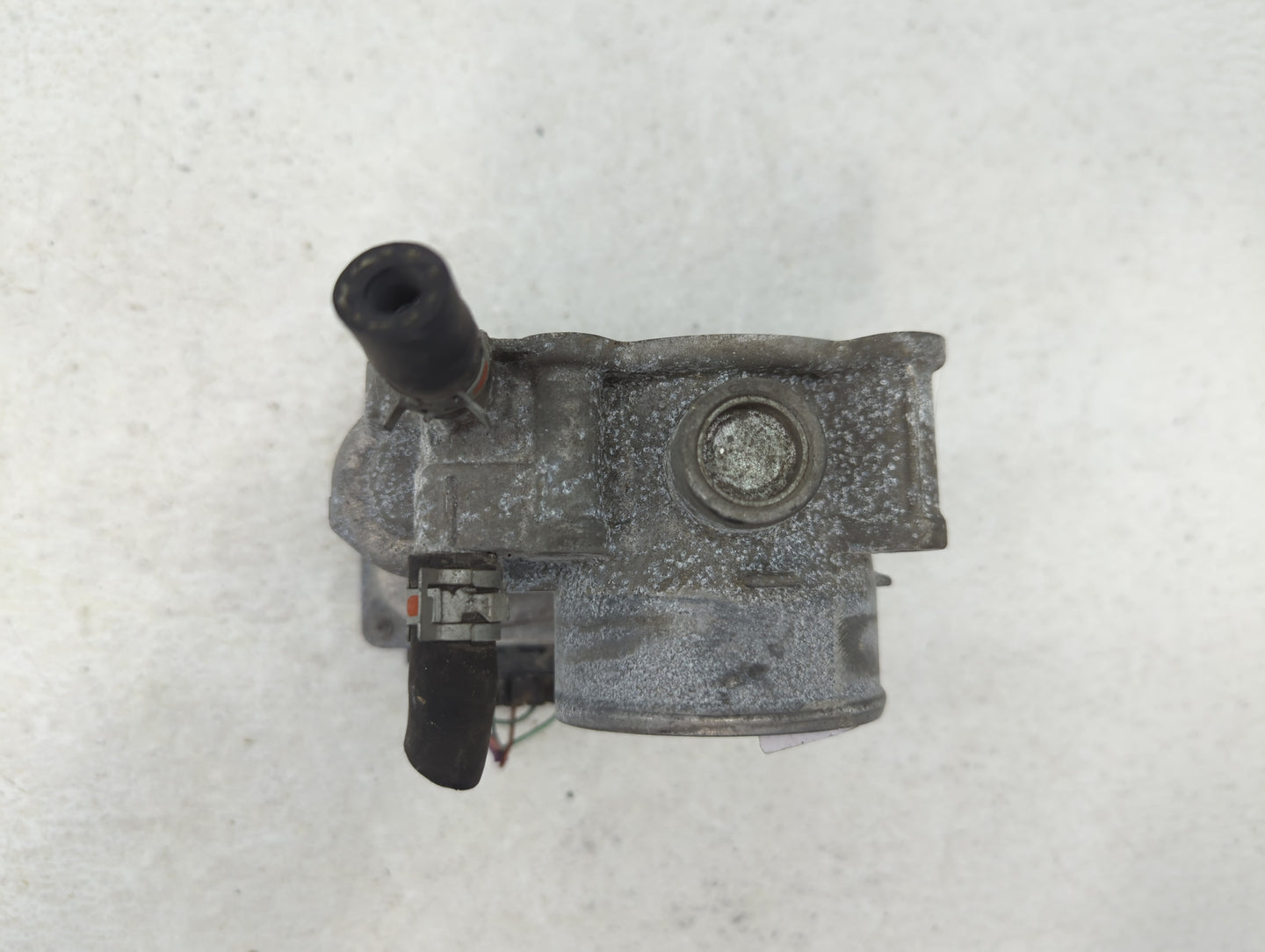 2011-2019 Toyota Corolla Throttle Body P/N:22030-0T080 Fits Fits 2011 2012 2013 2014 2015 2016 2017 2018 2019 OEM Used Auto 