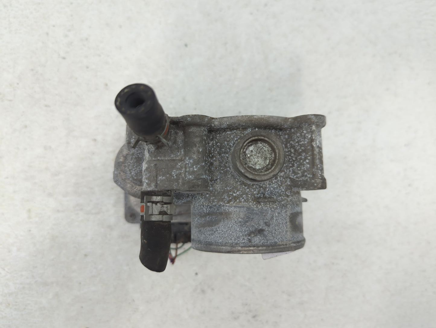 2011-2019 Toyota Corolla Throttle Body P/N:22030-0T080 Fits Fits 2011 2012 2013 2014 2015 2016 2017 2018 2019 OEM Used Auto 