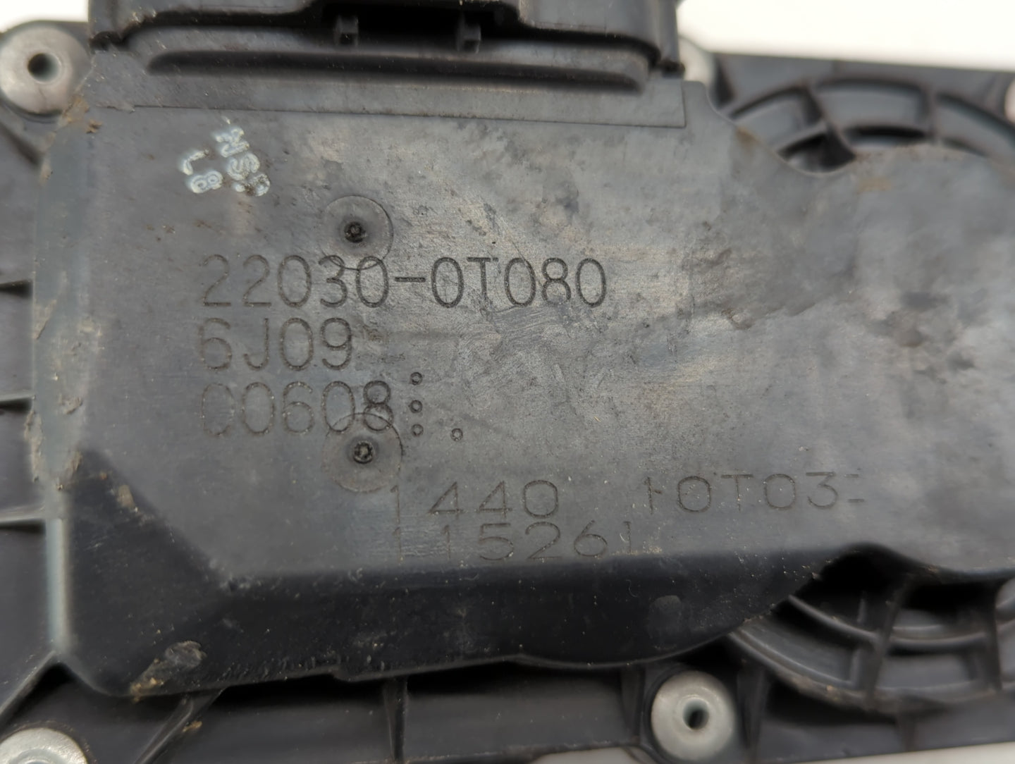 2011-2019 Toyota Corolla Throttle Body P/N:22030-0T080 Fits Fits 2011 2012 2013 2014 2015 2016 2017 2018 2019 OEM Used Auto 