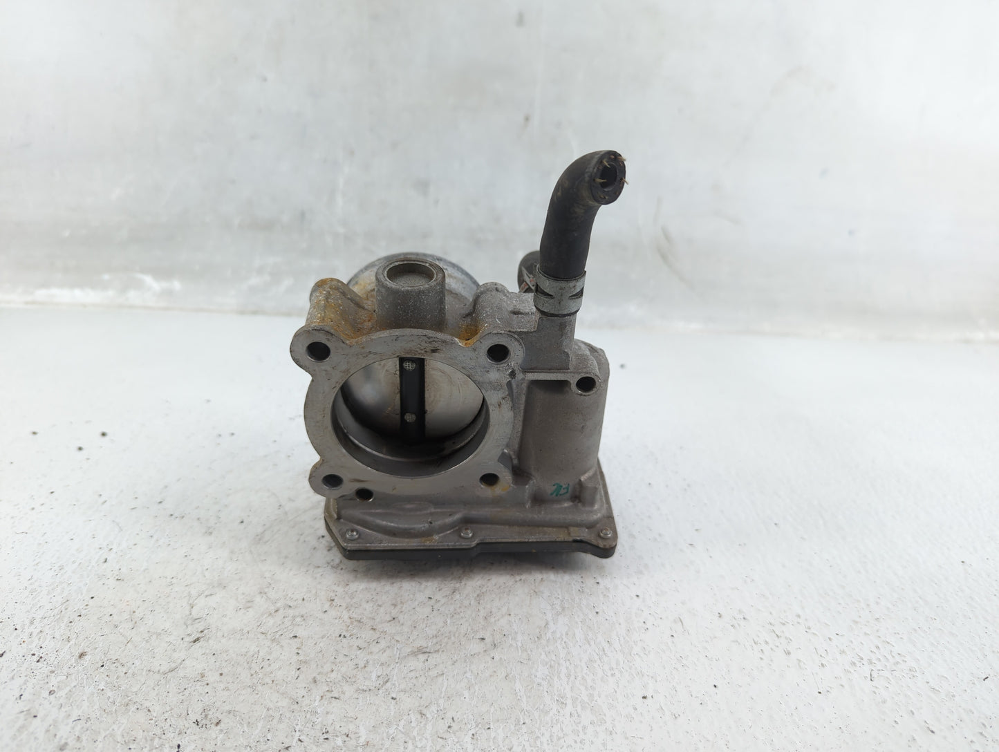 2011-2019 Toyota Corolla Throttle Body P/N:22030-0T080 Fits Fits 2011 2012 2013 2014 2015 2016 2017 2018 2019 OEM Used Auto 