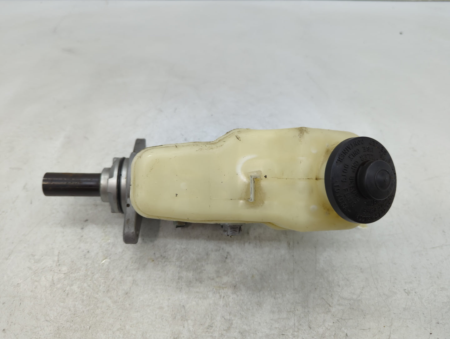 2014-2019 Toyota Corolla Brake Master Cylinder - Oemusedautoparts1.com