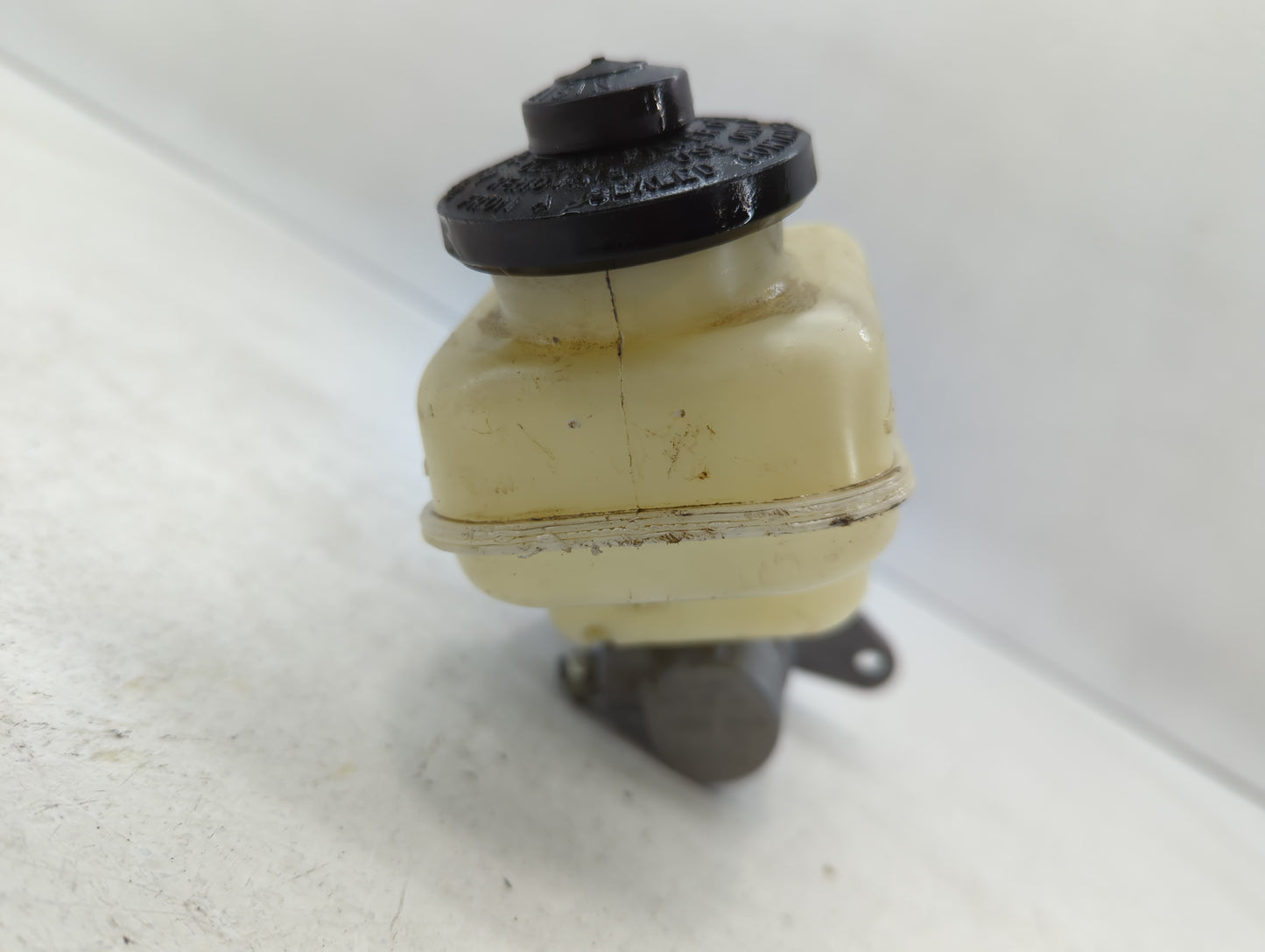 2014-2019 Toyota Corolla Brake Master Cylinder - Oemusedautoparts1.com