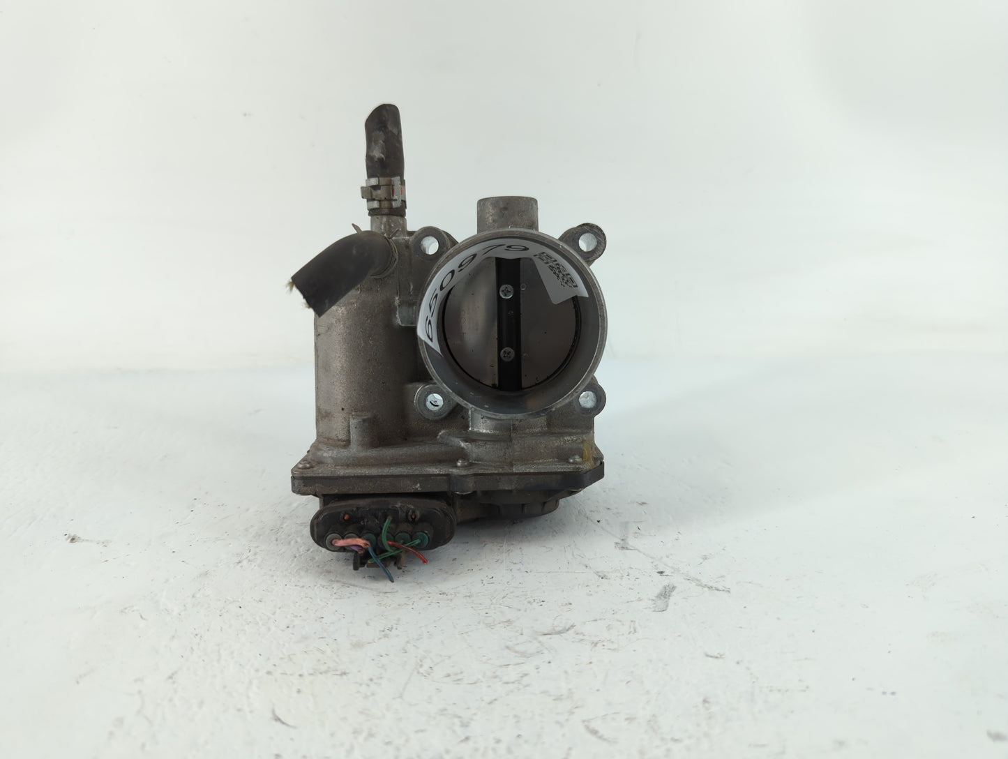 2011-2019 Toyota Corolla Throttle Body P/N:22030-0T080 Fits Fits 2011 2012 2013 2014 2015 2016 2017 2018 2019 OEM Used Auto 
