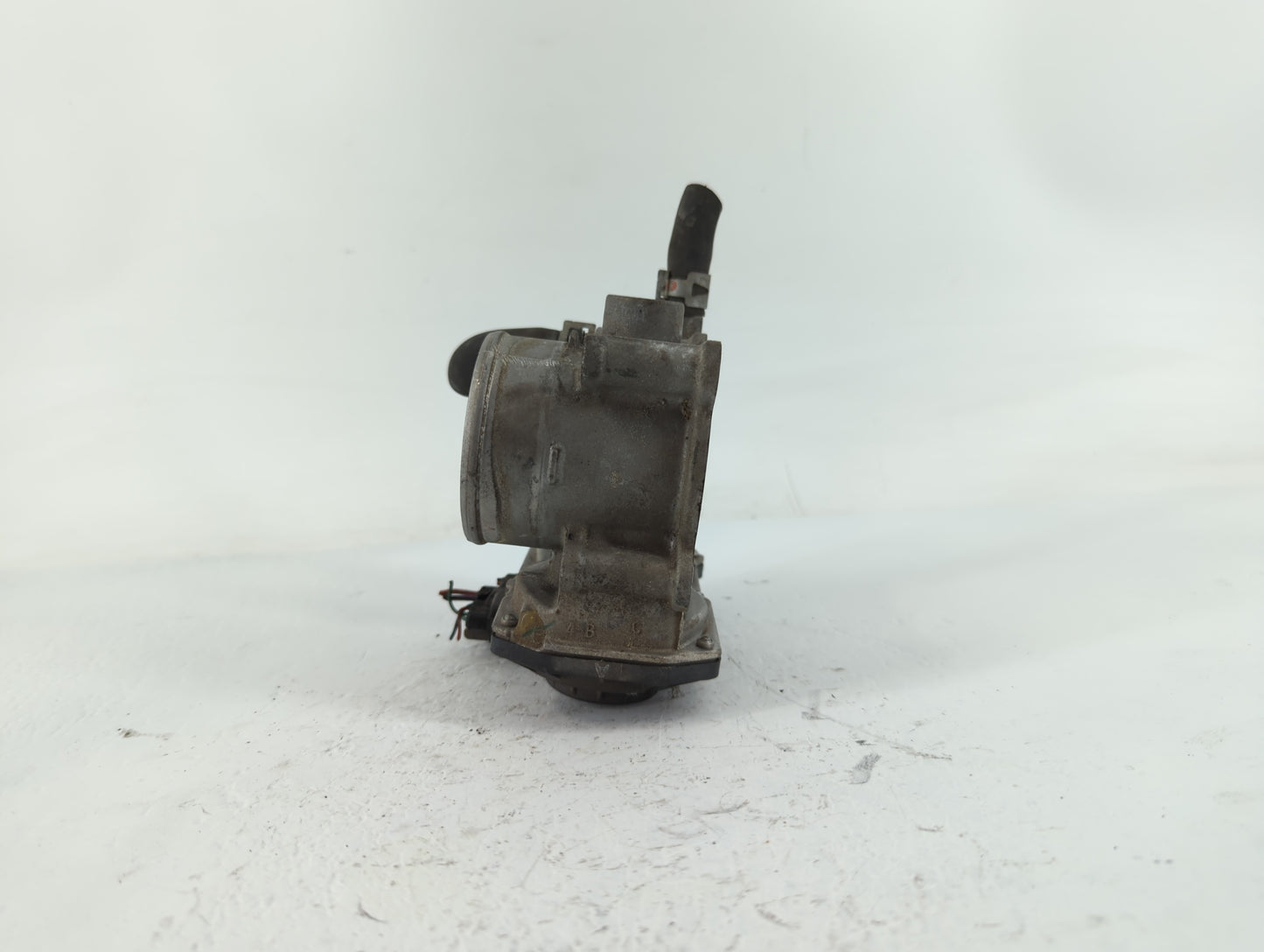 2011-2019 Toyota Corolla Throttle Body P/N:22030-0T080 Fits Fits 2011 2012 2013 2014 2015 2016 2017 2018 2019 OEM Used Auto 