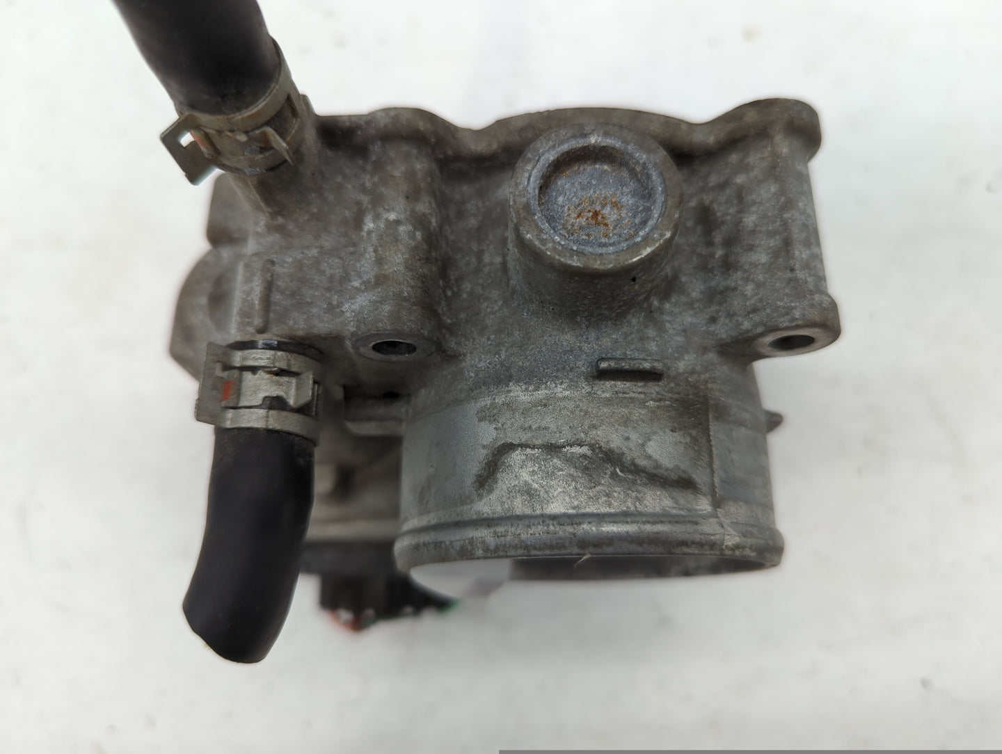 2011-2019 Toyota Corolla Throttle Body P/N:22030-0T08S Fits Fits 2011 2012 2013 2014 2015 2016 2017 2018 2019 OEM Used Auto 