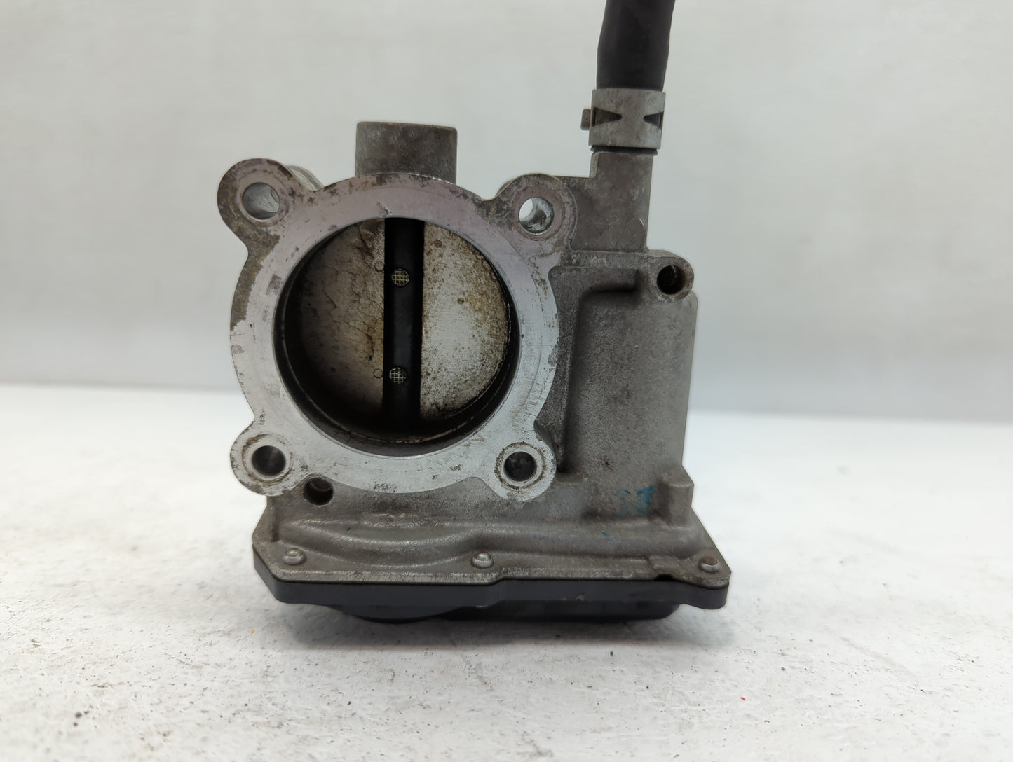 2011-2019 Toyota Corolla Throttle Body P/N:22030-0T08S Fits Fits 2011 2012 2013 2014 2015 2016 2017 2018 2019 OEM Used Auto 