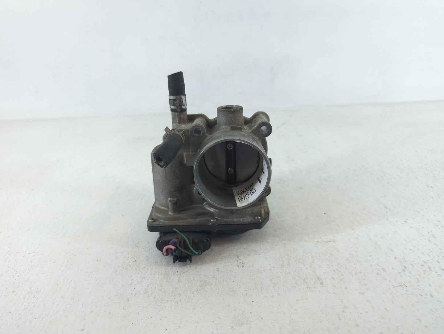 2011-2019 Toyota Corolla Throttle Body P/N:22030-0T080 Fits Fits 2011 2012 2013 2014 2015 2016 2017 2018 2019 OEM Used Auto 