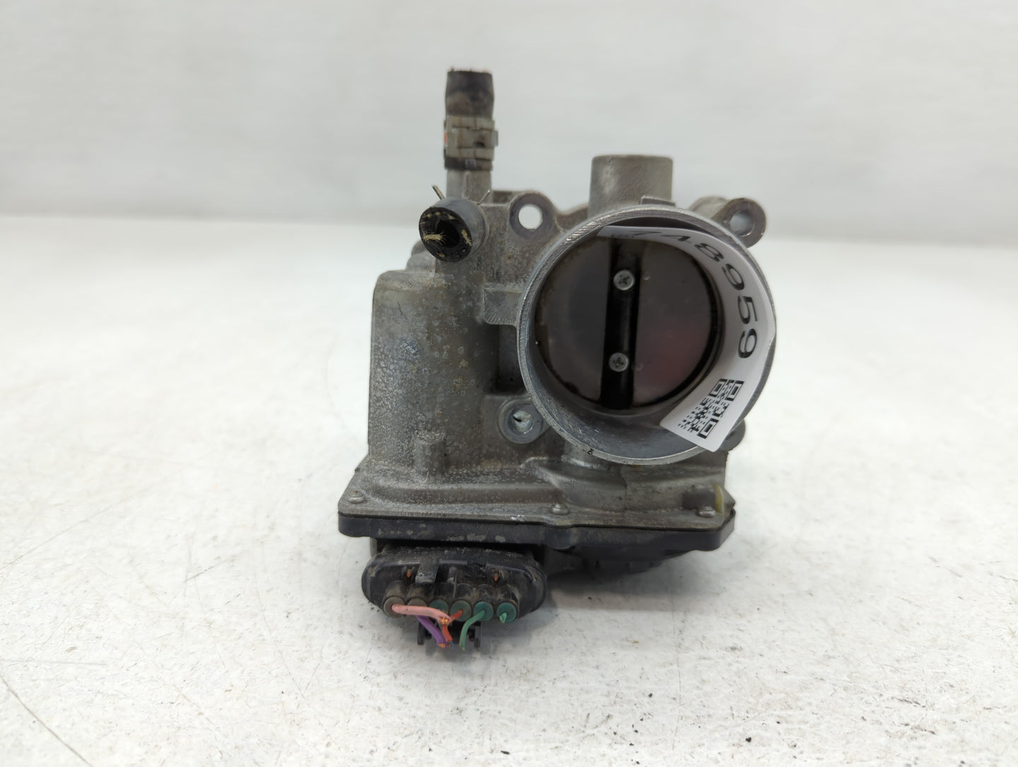 2011-2019 Toyota Corolla Throttle Body P/N:22030-0T080 Fits Fits 2011 2012 2013 2014 2015 2016 2017 2018 2019 OEM Used Auto 