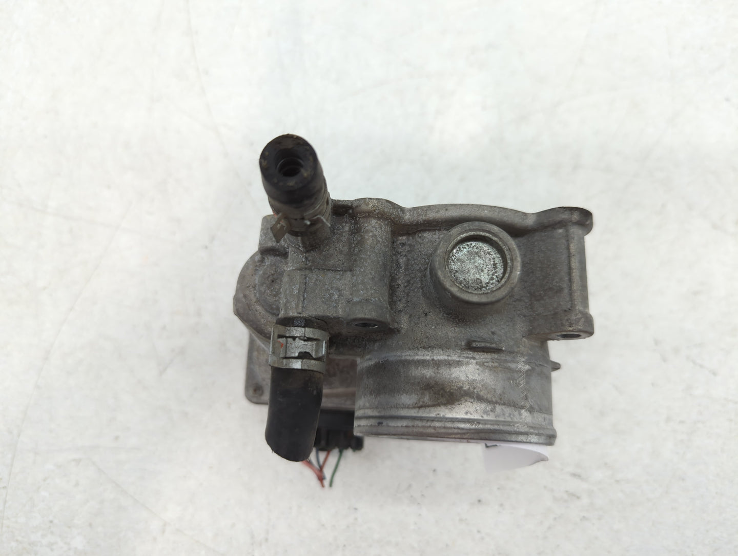 2011-2019 Toyota Corolla Throttle Body P/N:22030-0T080 Fits Fits 2011 2012 2013 2014 2015 2016 2017 2018 2019 OEM Used Auto 