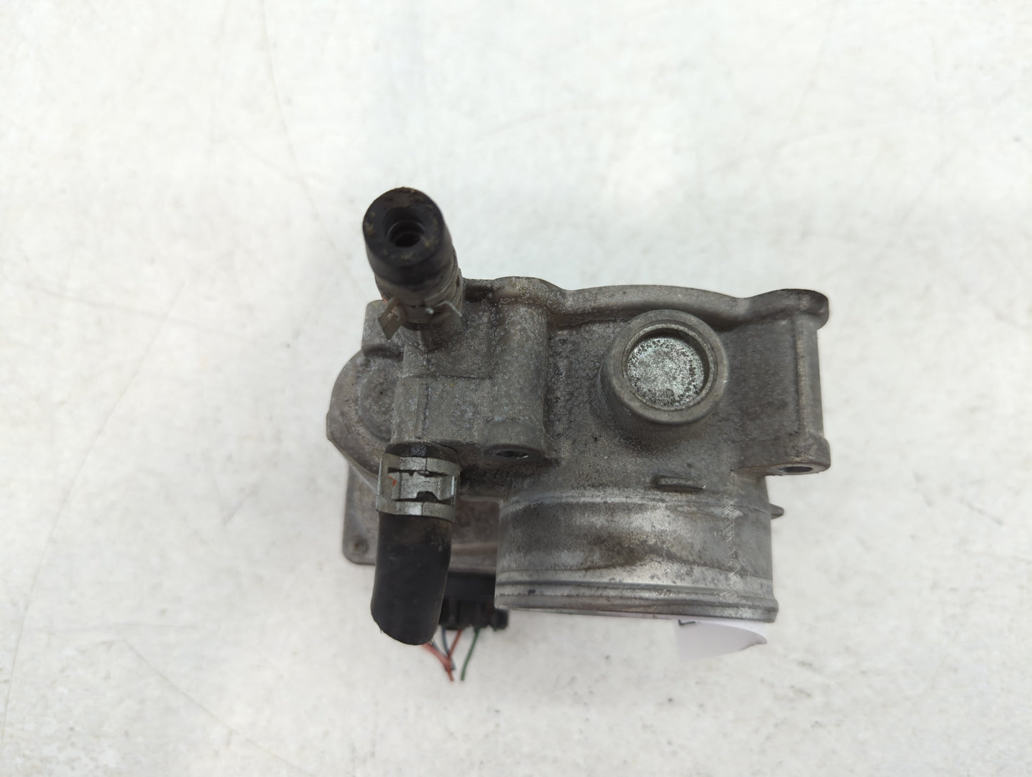 2011-2019 Toyota Corolla Throttle Body P/N:22030-0T080 Fits Fits 2011 2012 2013 2014 2015 2016 2017 2018 2019 OEM Used Auto 