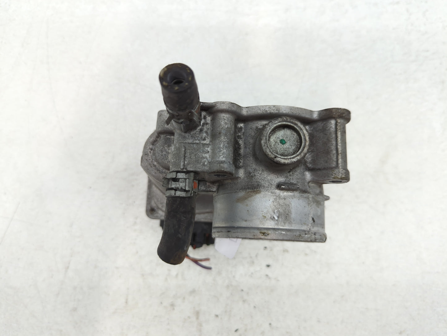 2011-2019 Toyota Corolla Throttle Body P/N:22030-0T080 Fits Fits 2011 2012 2013 2014 2015 2016 2017 2018 2019 OEM Used Auto 