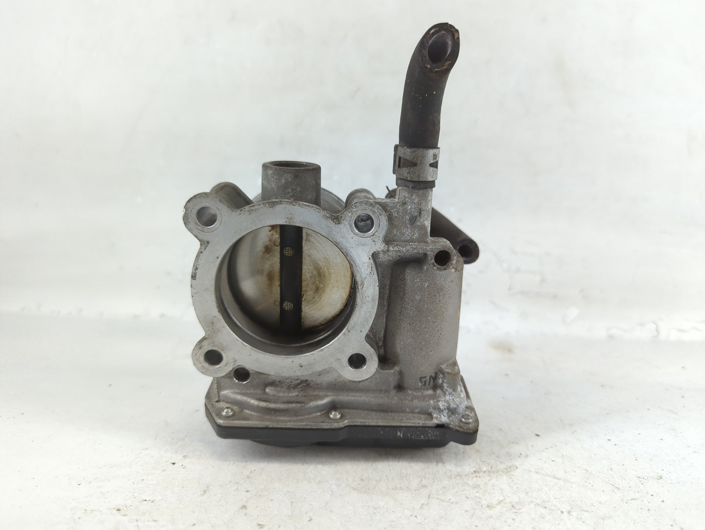 2011-2019 Toyota Corolla Throttle Body P/N:22030-0T080 Fits Fits 2011 2012 2013 2014 2015 2016 2017 2018 2019 OEM Used Auto 