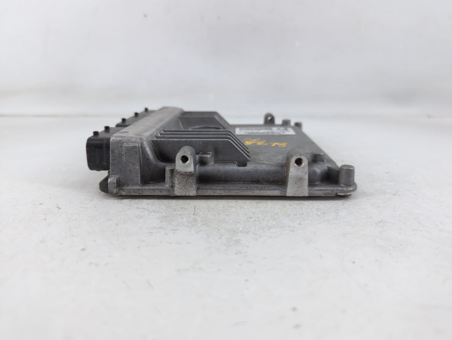2015-2016 Toyota Corolla PCM Engine Control Computer ECU ECM PCU OEM P/N:89661-0Z640 Fits Fits 2015 2016 OEM Used Auto Parts