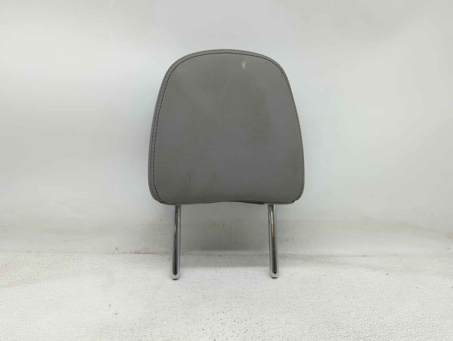 2015 Toyota Highlander Headrest Head Rest Front Driver Passenger Seat Fits OEM Used Auto Parts - Oemusedautoparts1.com