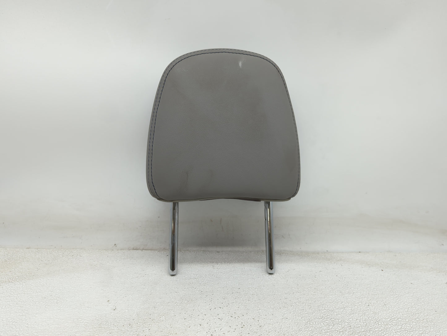 2015 Toyota Highlander Headrest Head Rest Front Driver Passenger Seat Fits OEM Used Auto Parts - Oemusedautoparts1.com