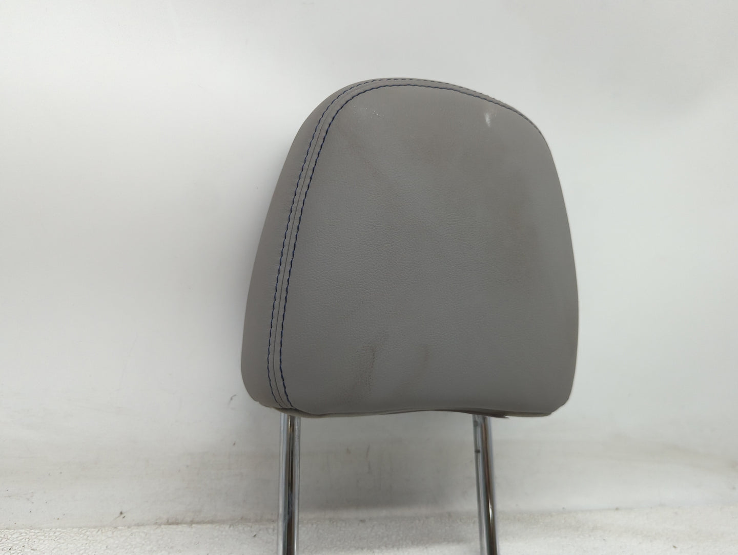 2015 Toyota Highlander Headrest Head Rest Front Driver Passenger Seat Fits OEM Used Auto Parts - Oemusedautoparts1.com