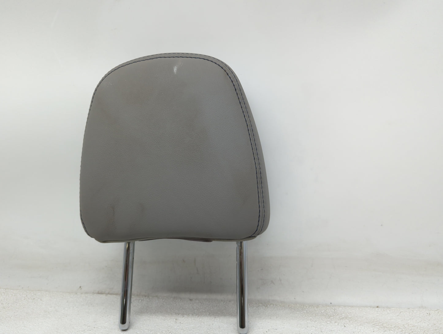 2015 Toyota Highlander Headrest Head Rest Front Driver Passenger Seat Fits OEM Used Auto Parts - Oemusedautoparts1.com
