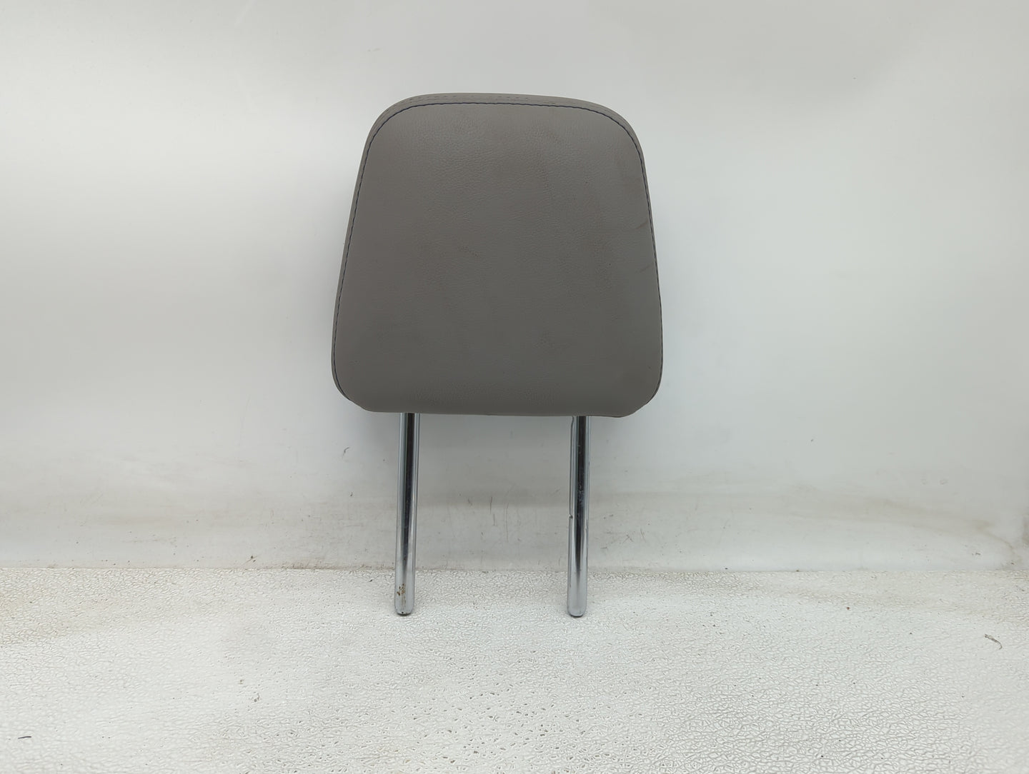 2015 Toyota Highlander Headrest Head Rest Rear Seat Fits OEM Used Auto Parts - Oemusedautoparts1.com