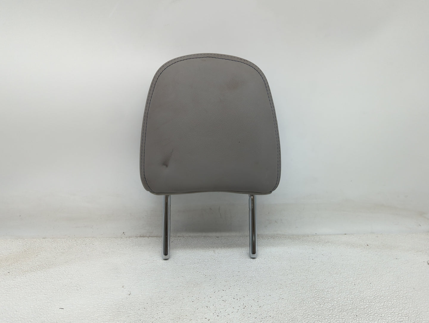 2014-2016 Toyota Highlander Headrest Head Rest Front Driver Seat Gray 1423872 - Oemusedautoparts1.com
