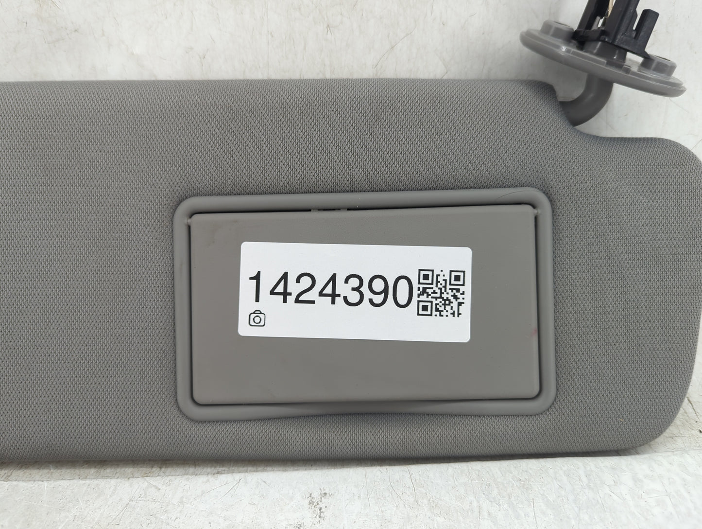 2014-2019 Toyota Highlander Sun Visor Shade Replacement Passenger Right Mirror Fits Fits 2014 2015 2016 2017 2018 2019 OEM U