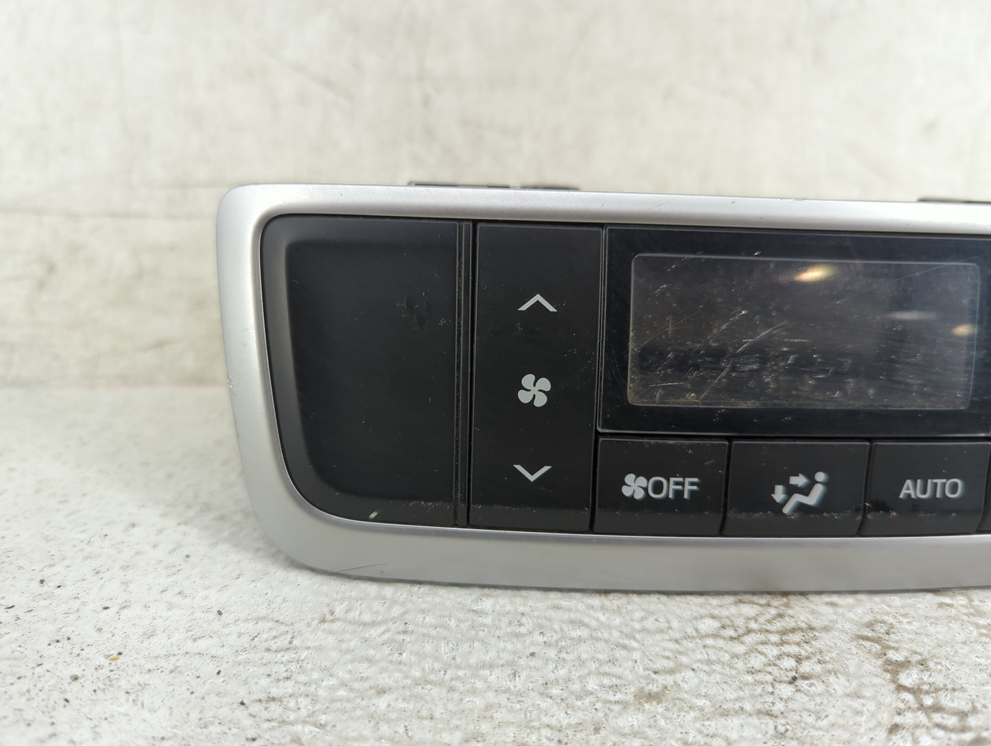 2014-2019 Toyota Highlander Climate Control Module Temperature AC/Heater Replacement P/N:55900-0E470 812 3208056KDB Fits OEM