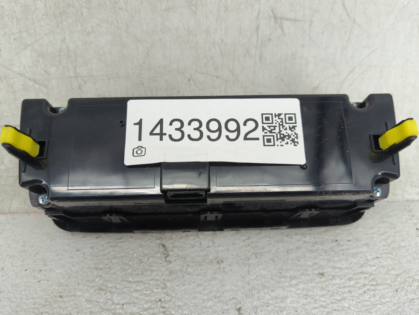 2014-2019 Toyota Highlander Climate Control Module Temperature AC/Heater Replacement P/N:55900-0E470 812 3208056KDB Fits OEM