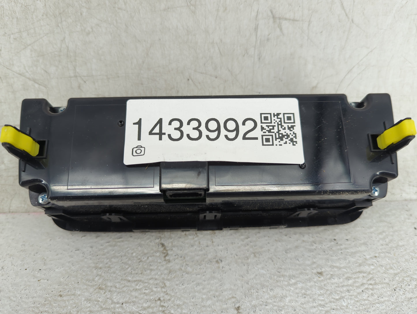 2014-2019 Toyota Highlander Climate Control Module Temperature AC/Heater Replacement P/N:55900-0E470 812 3208056KDB Fits OEM