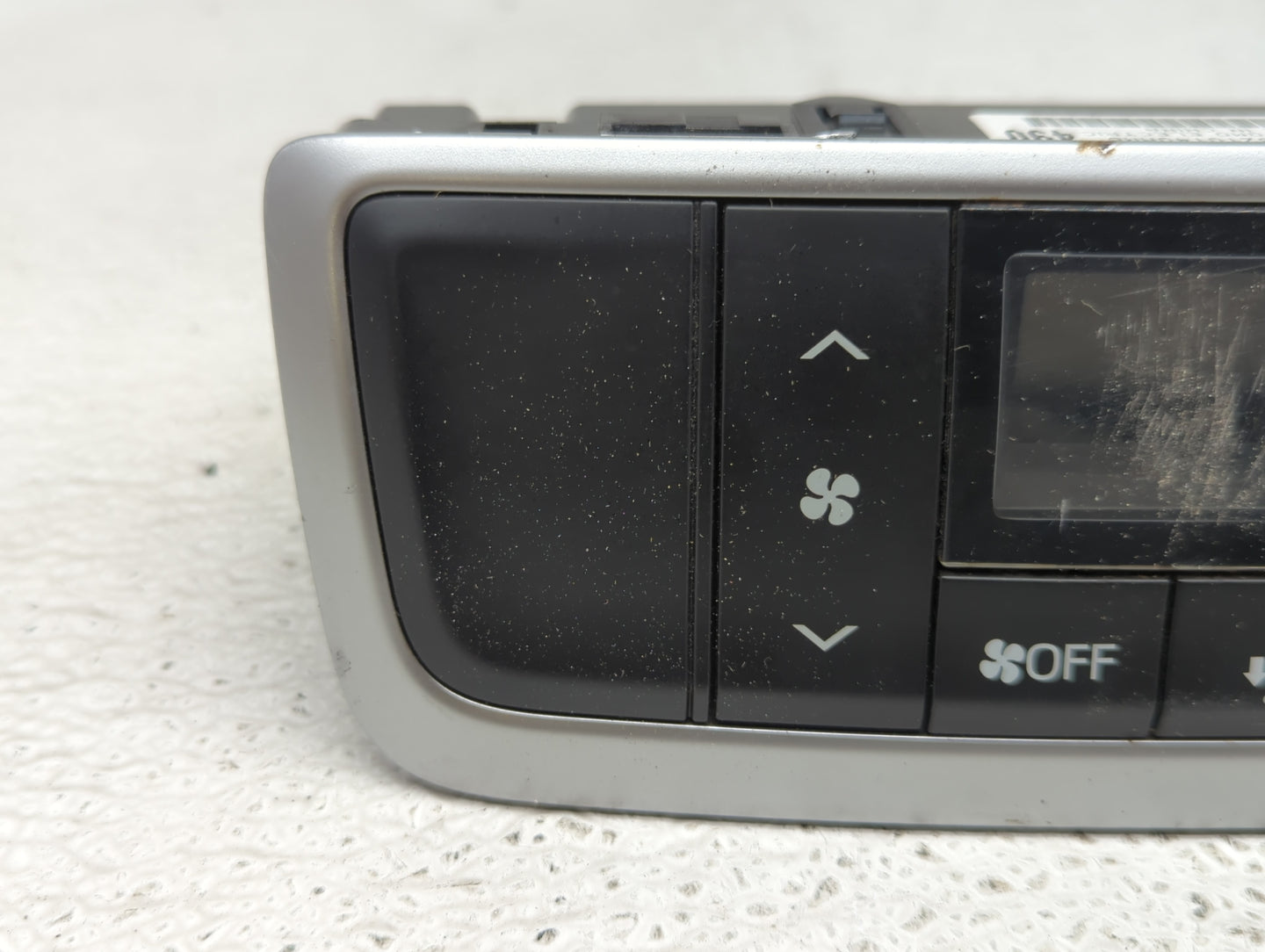 2014-2019 Toyota Highlander Climate Control Module Temperature AC/Heater Replacement P/N:55900-0E490 55900-0E470 Fits OEM Us