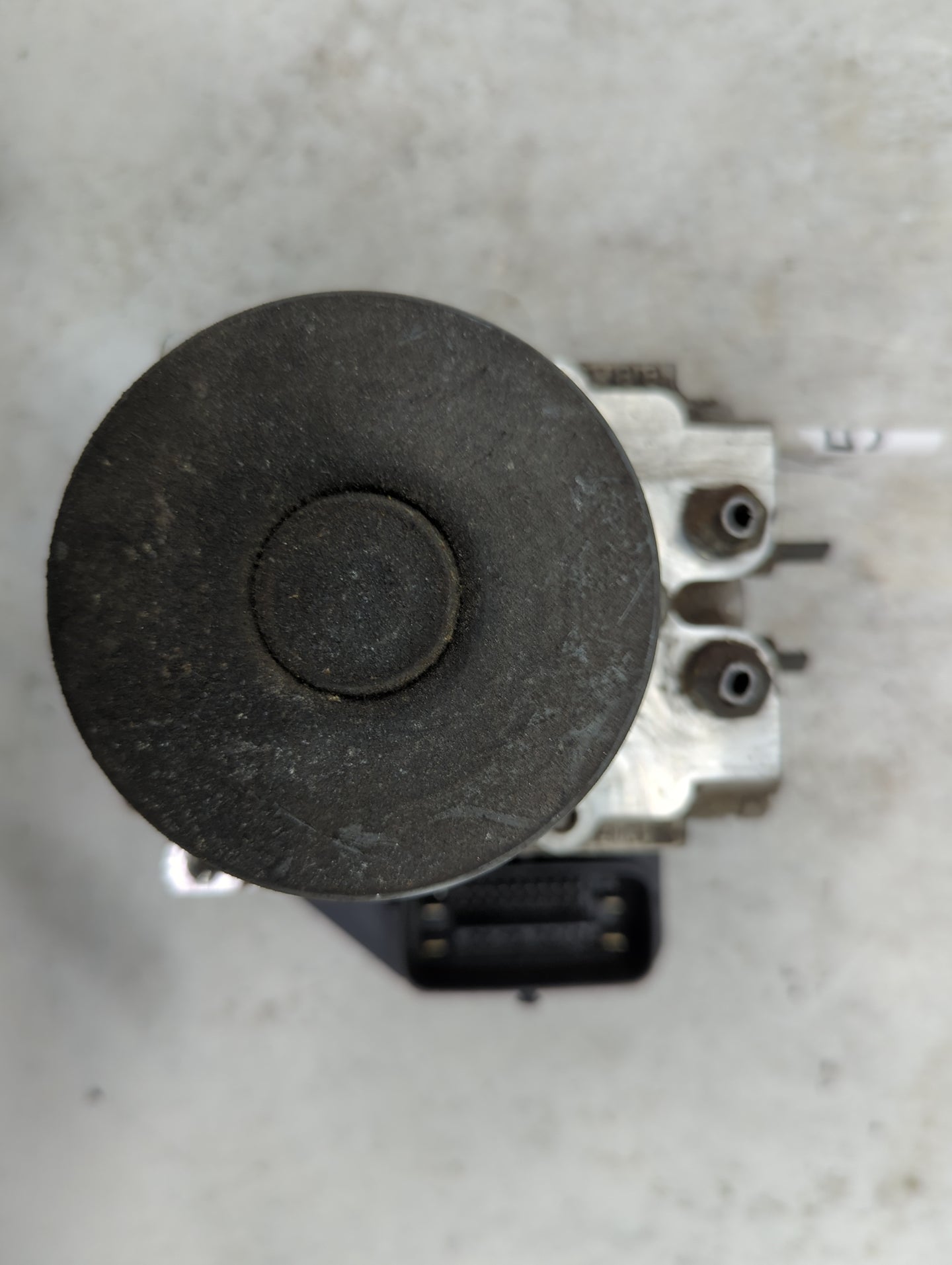 2014-2016 Toyota Highlander ABS Pump Control Module Replacement P/N:25873 Fits Fits 2014 2015 2016 OEM Used Auto Parts - Oem