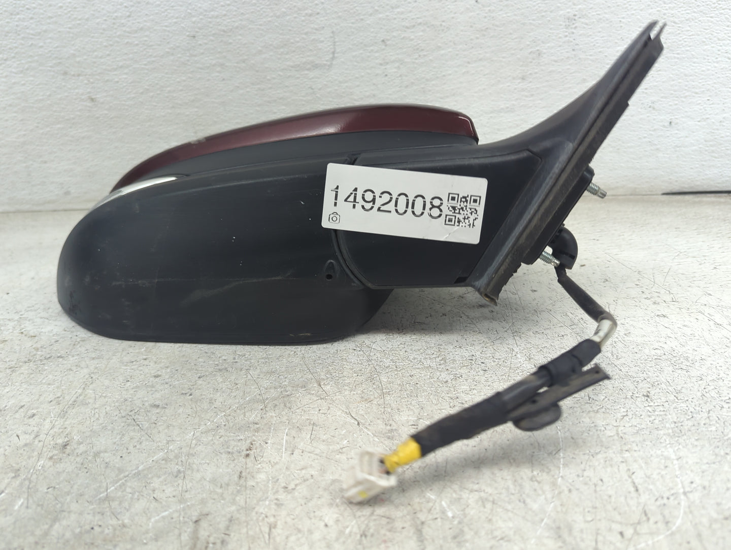 2014-2019 Toyota Highlander Passenger Side View Mirror - Right Door Mirror OEM Used - Oemusedautoparts1.com