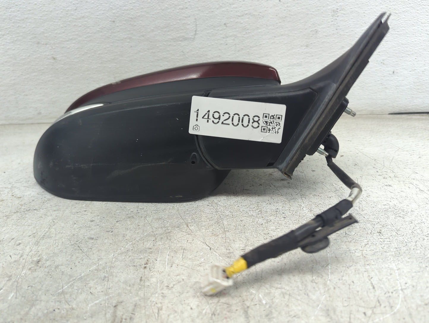 2014-2019 Toyota Highlander Passenger Side View Mirror - Right Door Mirror OEM Used - Oemusedautoparts1.com