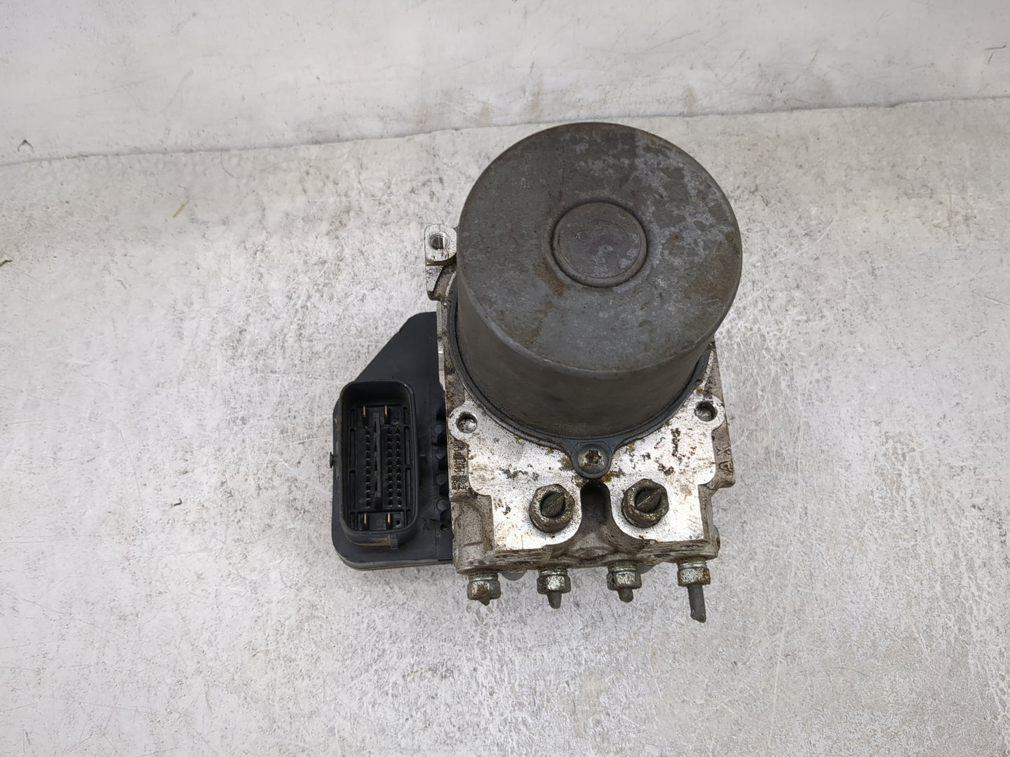 2014-2016 Toyota Highlander ABS Pump Control Module Replacement P/N:44540-0E060 89541-48411, 133800-266 Fits Fits 2014 2015 