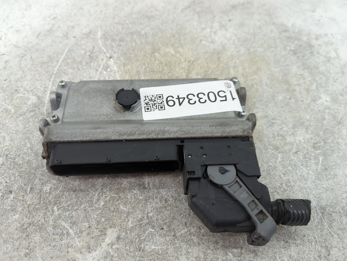 2015 Toyota Highlander PCM Engine Control Computer ECU ECM PCU OEM P/N:89661-0E500 Fits OEM Used Auto Parts - Oemusedautopar